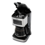 Cafetera programable de 12 tazas con pantalla táctil Oster BVSTDC4403 - Imagen 3