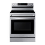 Estufa Eléctrica de 30” Wi-Fi Silver NE63F6711SR/AP