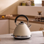 Hervidor Venture Pyramid crema MUC-KVL5C - Imagen 5