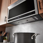 Microondas empotrable WiFi de 1.1 pies MMMF8030PZ - Imagen 7