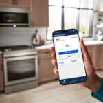 Microondas empotrable WiFi de 1.1 pies MMMF8030PZ - Imagen 12